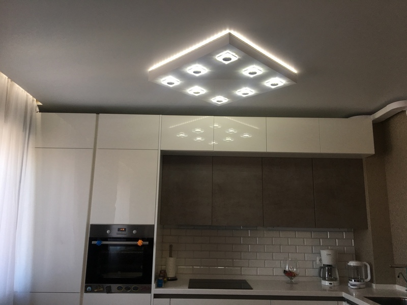 Натяжные потолки