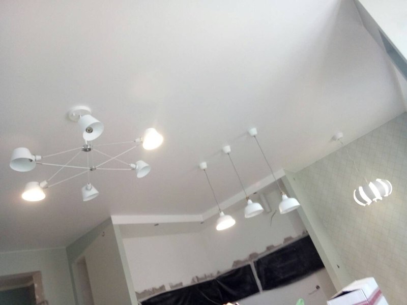 Натяжные потолки