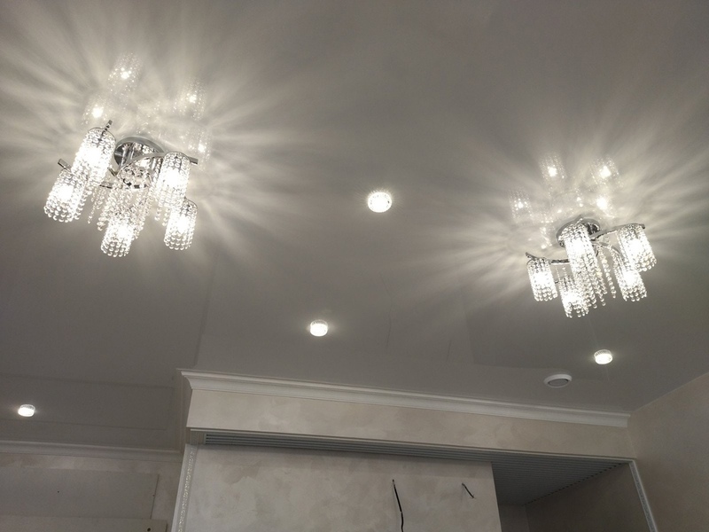 Натяжные потолки