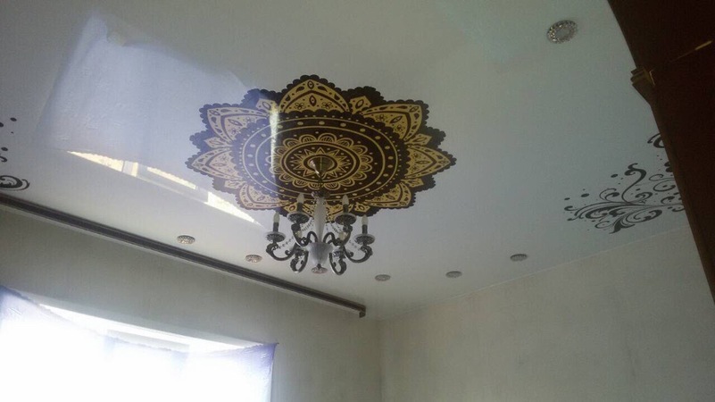 Натяжные потолки