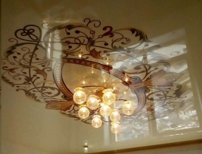 Натяжные потолки