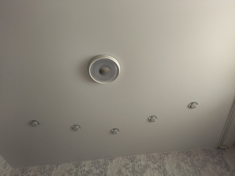 Натяжные потолки