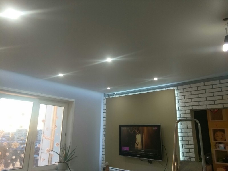 Натяжные потолки